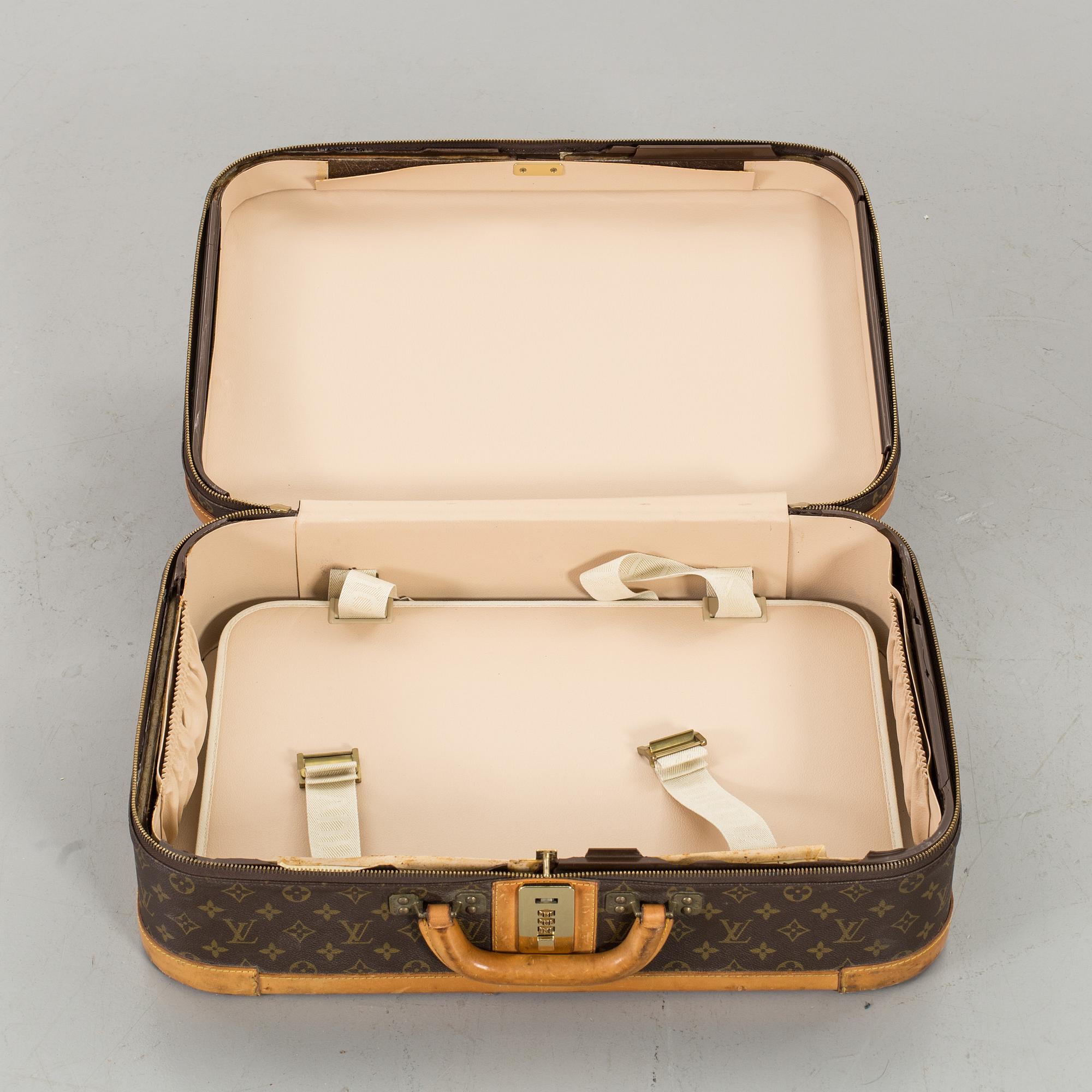 LOUIS VUITTON, suitcase.