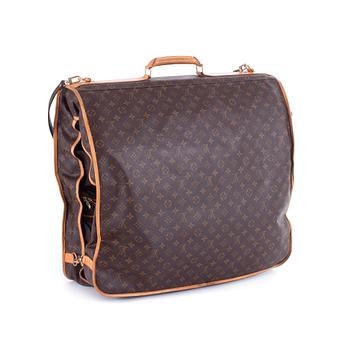 427. LOUIS VUITTON, a monogram canvas garment cover.