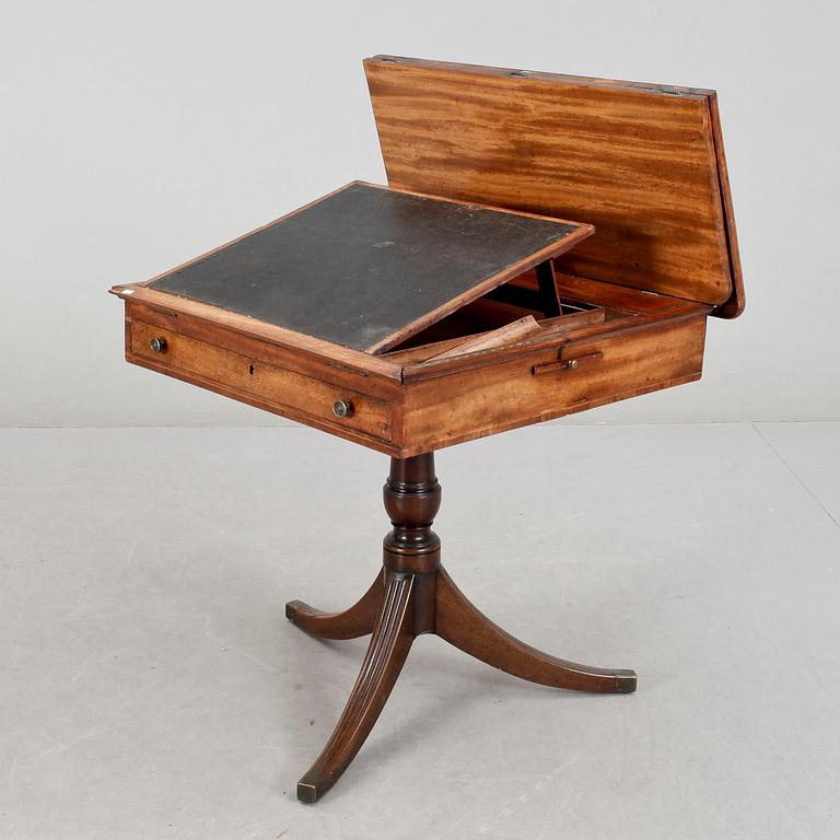 PELARBORD, troligen England, 17/1800-tal.