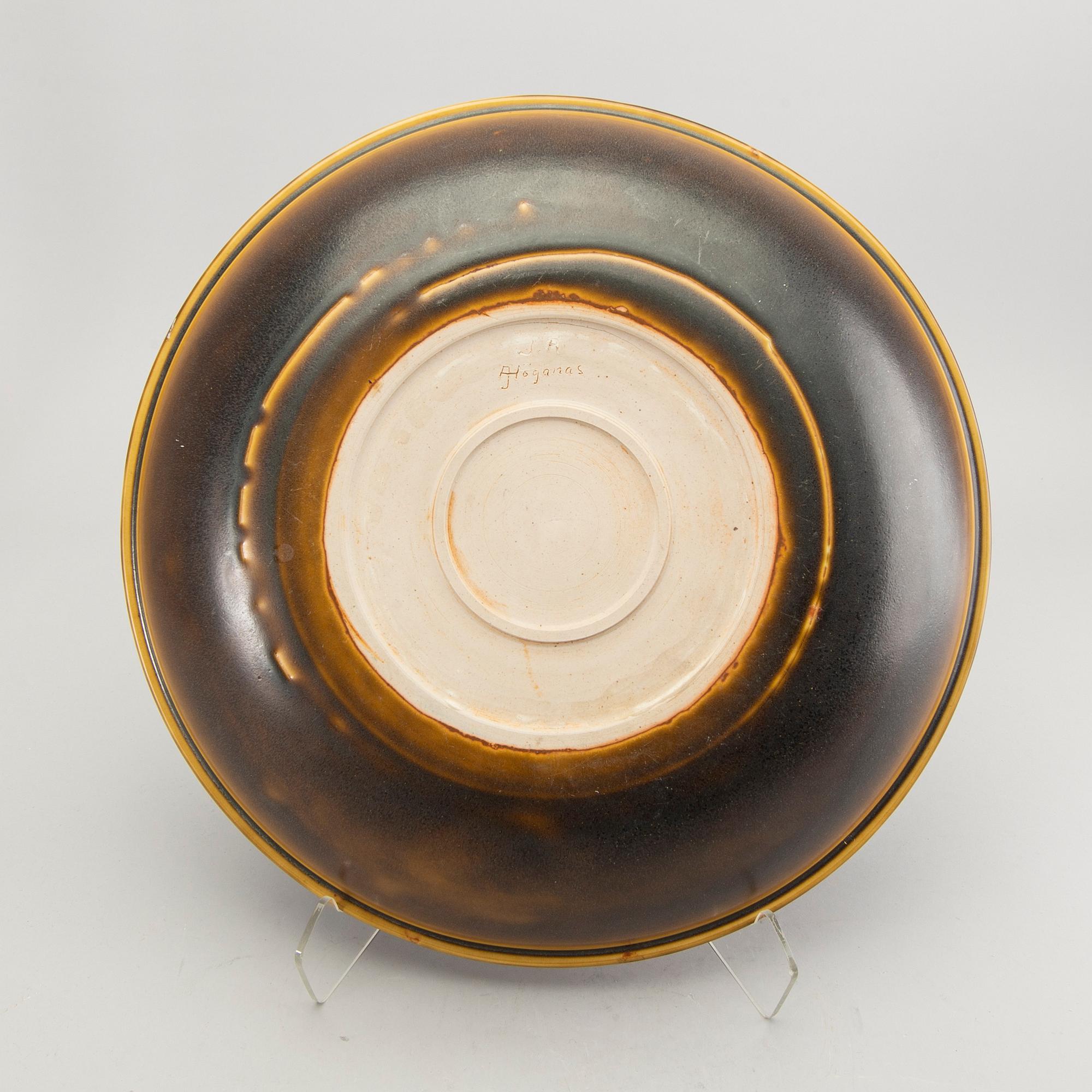 A set of six vases and a dish, by different makers, Höganäs and Vallåkra.