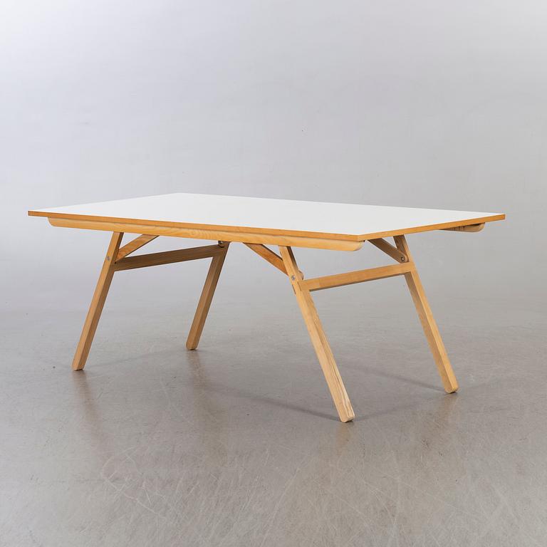 A "KLOPSTOCK" table, Nils Holger Moormann for Daniel Kern, 21th cebtury.