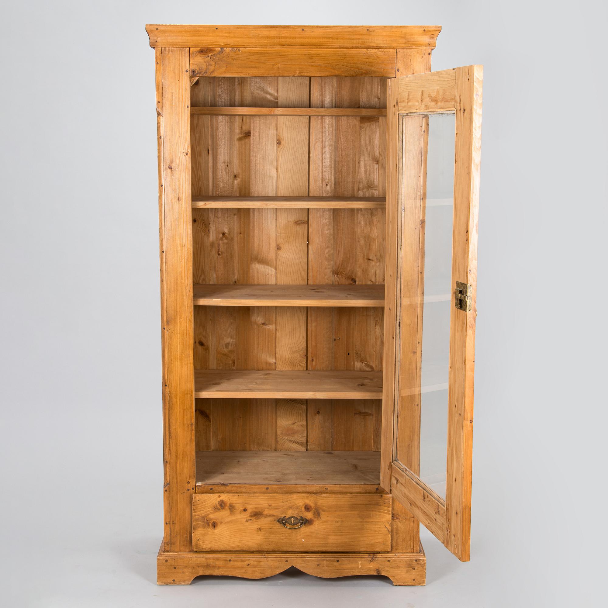 Kaappi, 1900-luvun loppu.