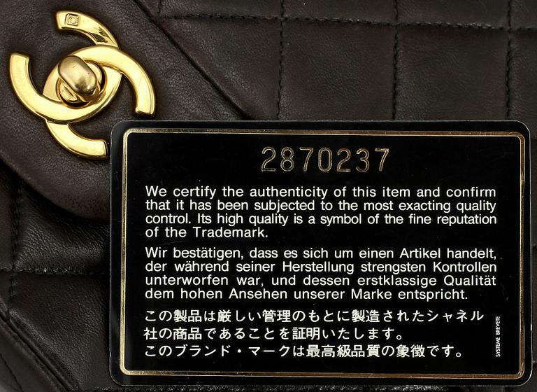 AXELREMSVÄSKA, "double flap", Chanel.