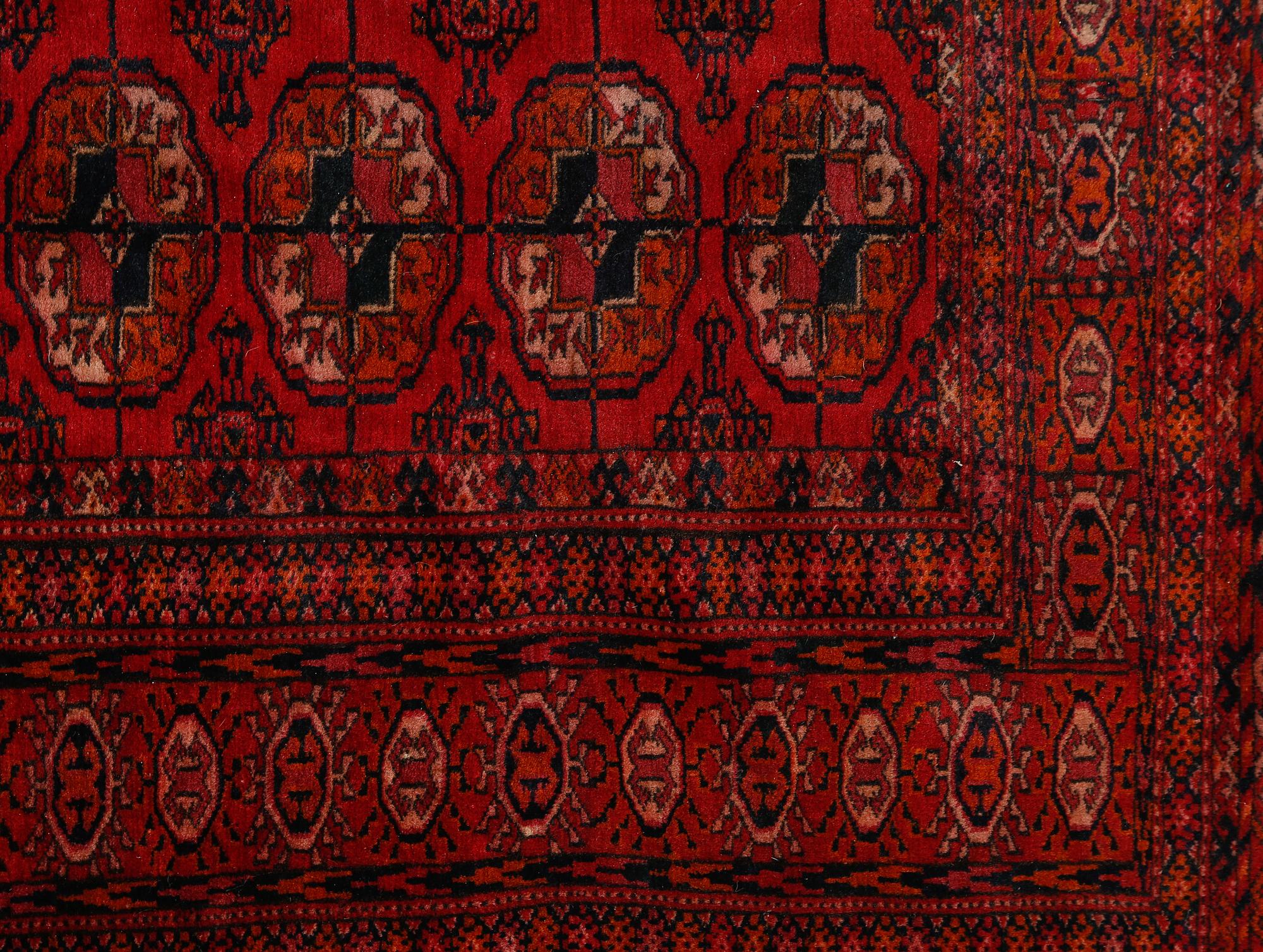 CARPET, Turkmen, Bocchara, semiantik, 185x130 cm.