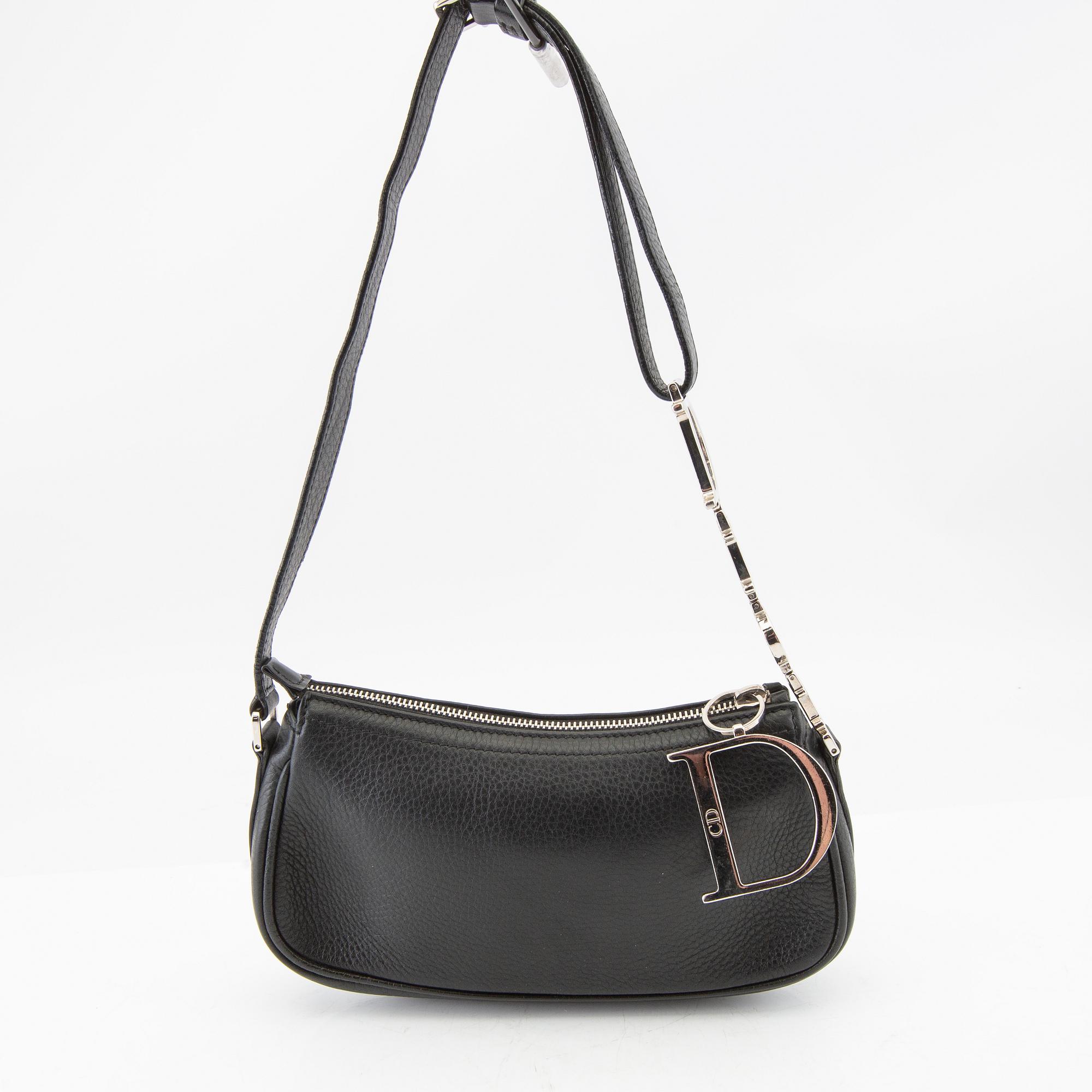 Christian Dior, väska D-charm small pouchette.