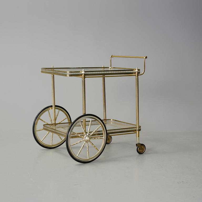 SERVERINGSVAGN, 1900-talets andra hälft.