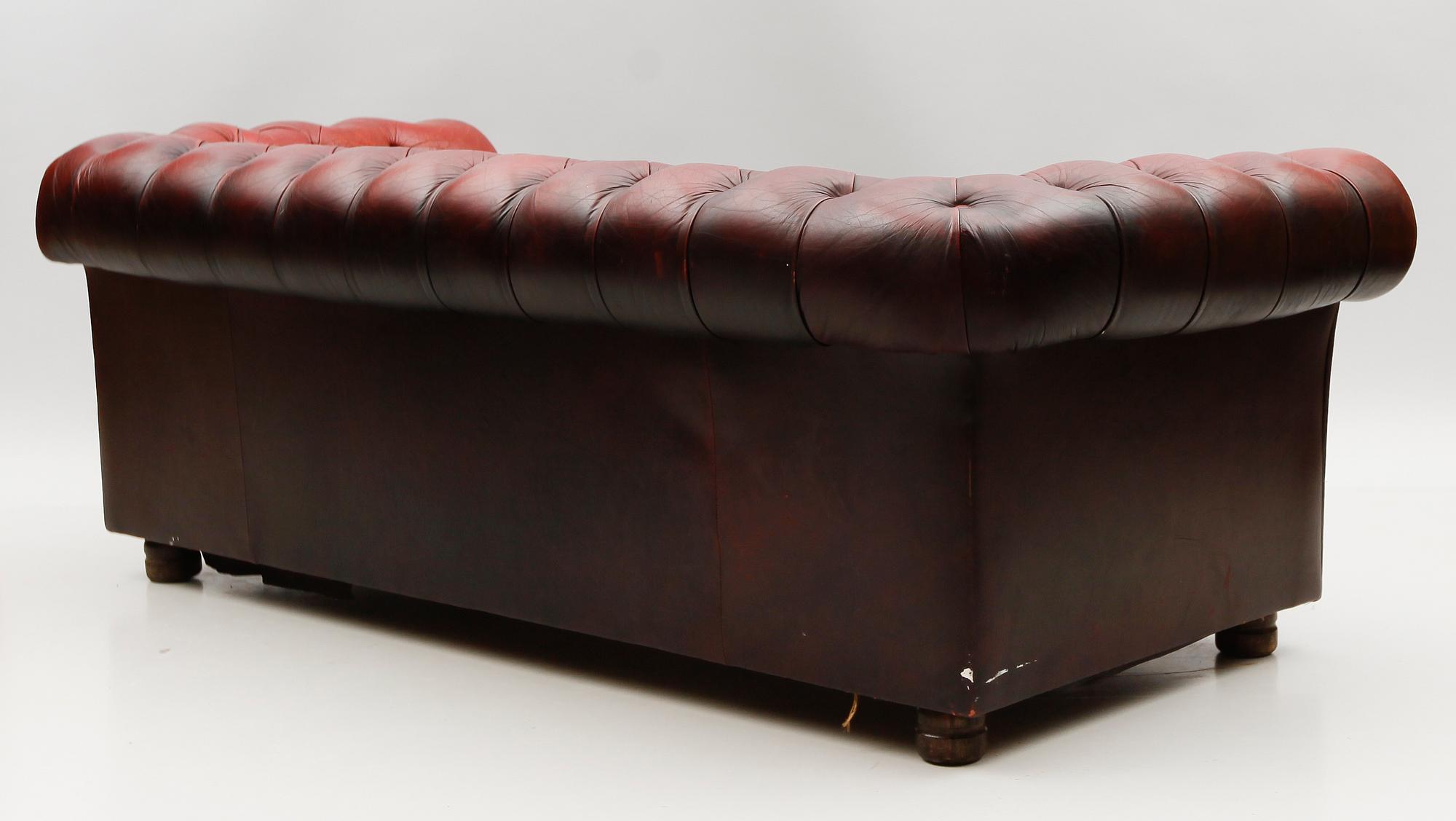 SOFFA, Chesterfieldmodell, tresits, 1900-talets andra hälft.