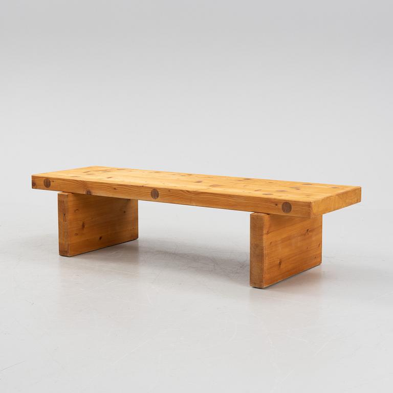 A pine bench attributed to Roland Wilhelmsson, 1970's.