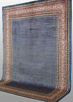 A CARPET, Sarouk-Mir, around 300 x 220 cm.