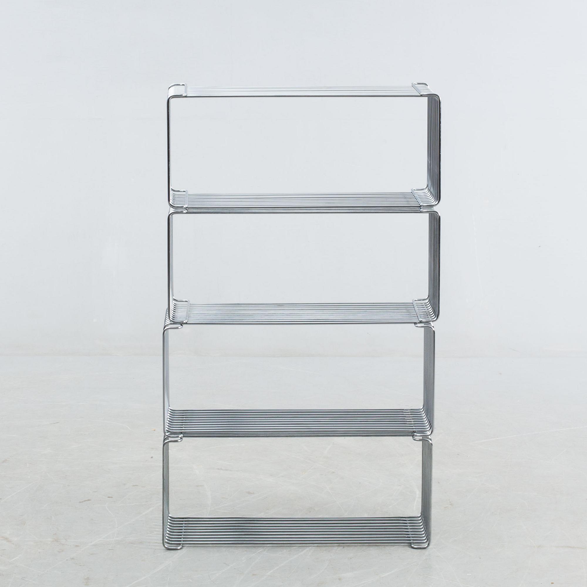 HYLLOR, 4 st, metall, "Wire Cube" ur serien Pantonova, Verner Panton, Luber, formgiven 1970.