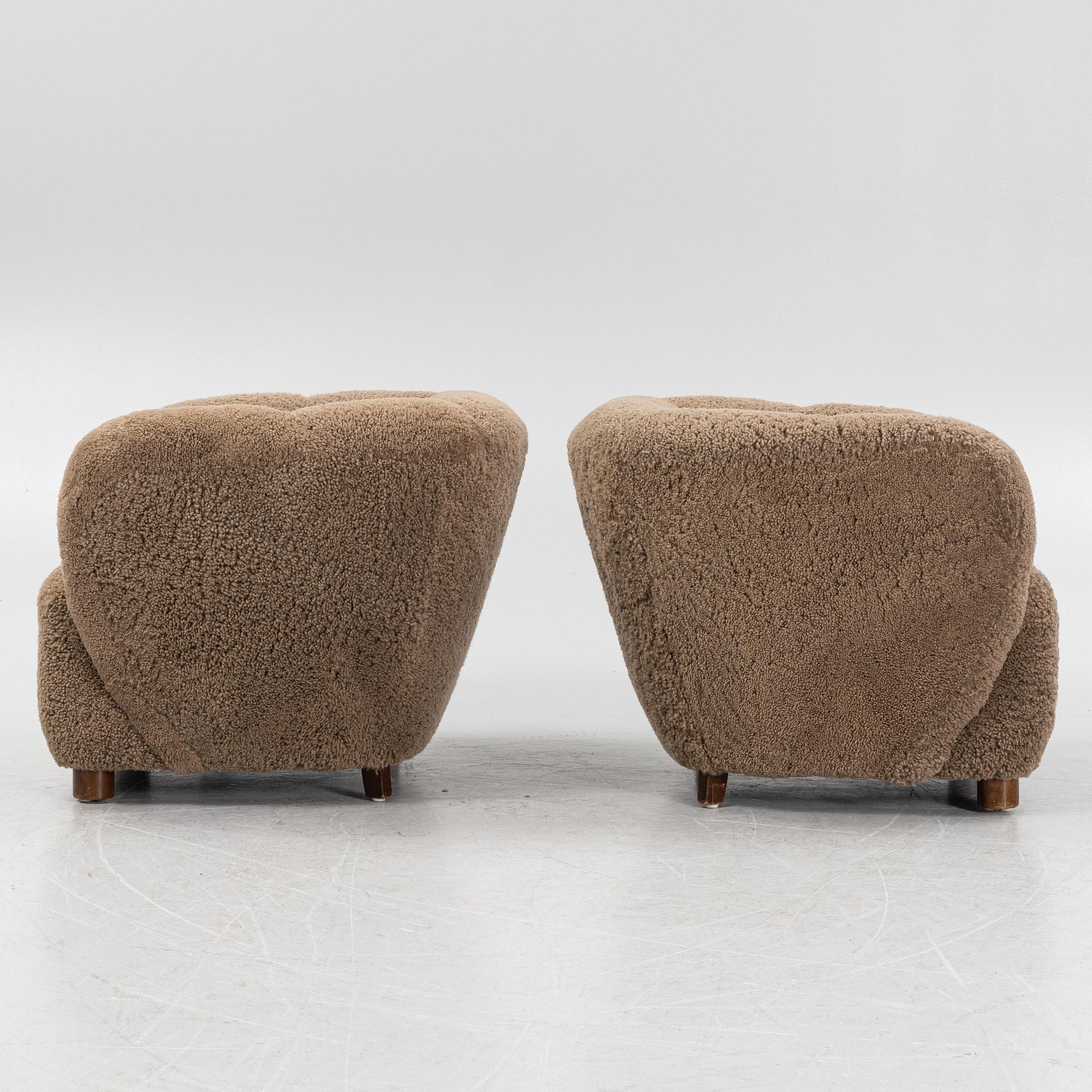 Swedish Modern, a pair of armchairs, mid 20th century.