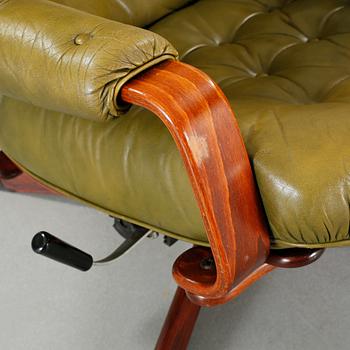 One 1970-/80´s lounge chair called "Gondol", G-design for Göte-Möbler in.