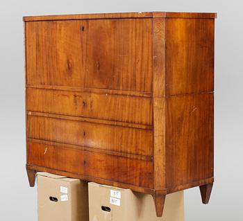 CHIFFONJÈ, sengustaviansk, 1800-talets början.