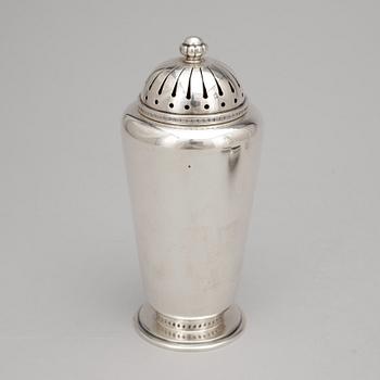 STRÖARE samt SALTKAR, 5 delar, silver, GAB, Stockholm, 1944. Tot vikt ca 258 gram.