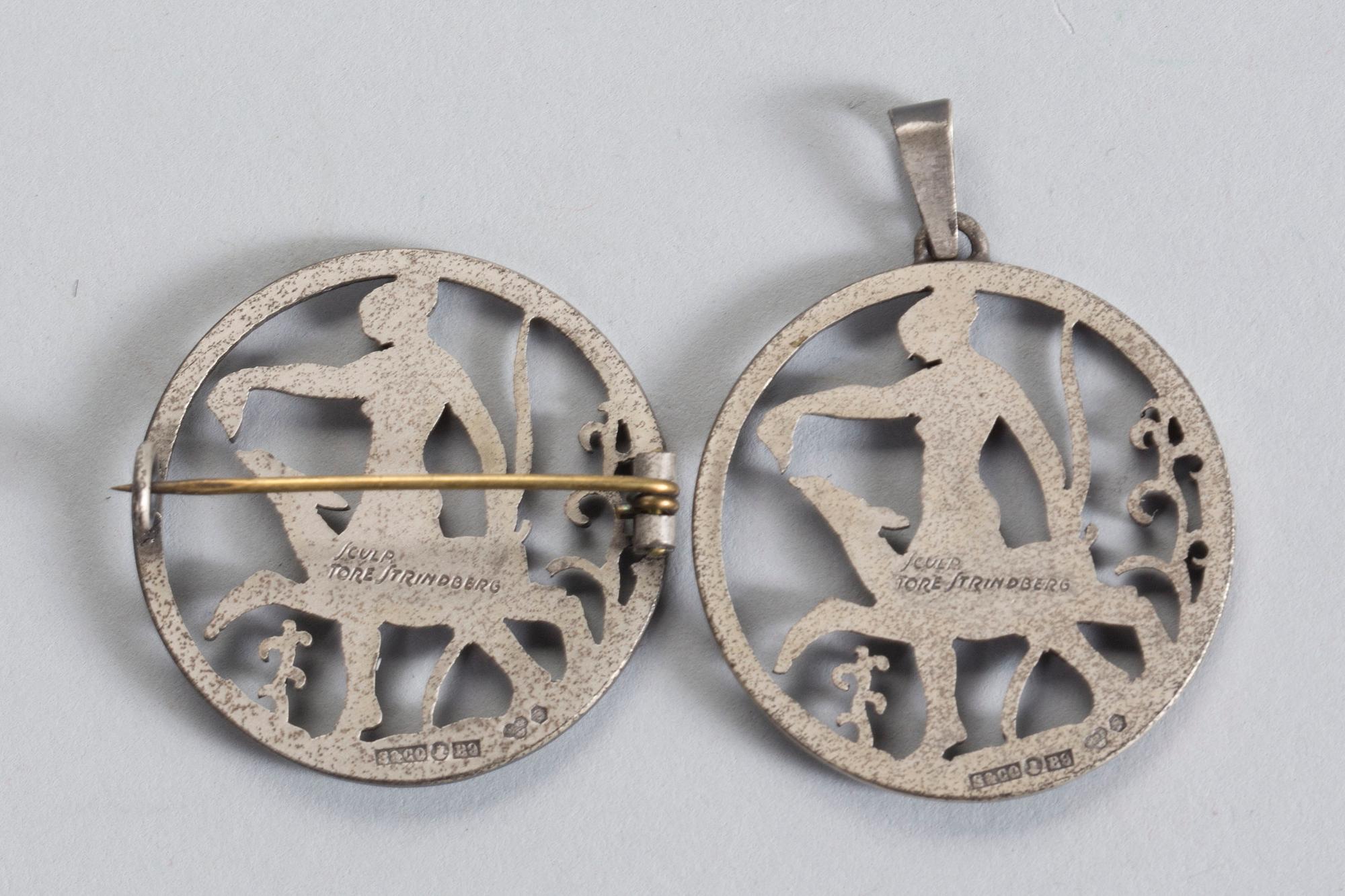 BROSCH OCH HÄNGE, 2 st, silver, Tore Strindberg, 1952. 12 g.