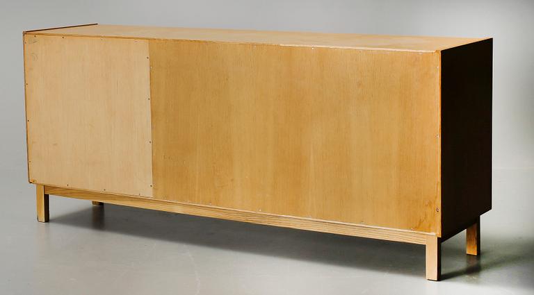 SIDEBOARD, Sverige, 1900-talets andra hälft.