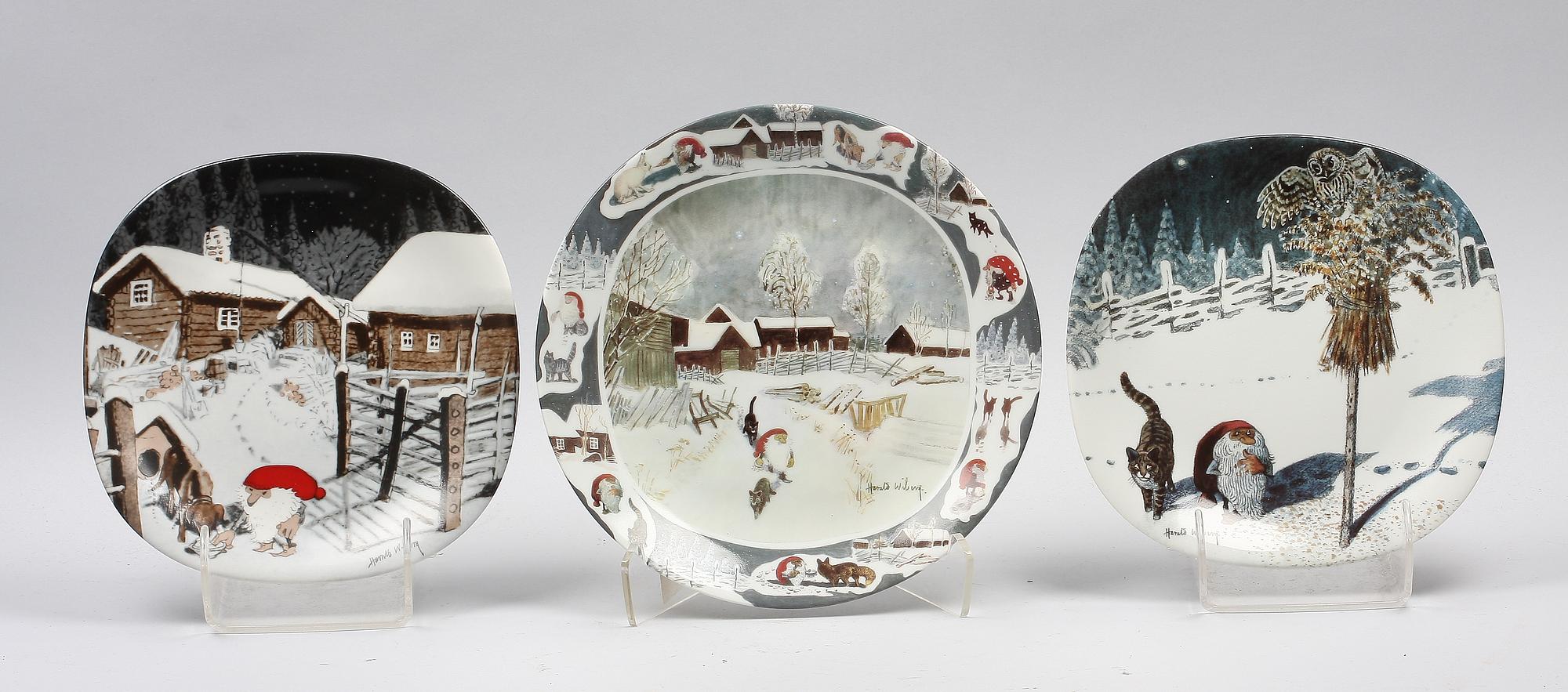 JULTALLRIKAR, 8 st, porslin, Guldkroken.