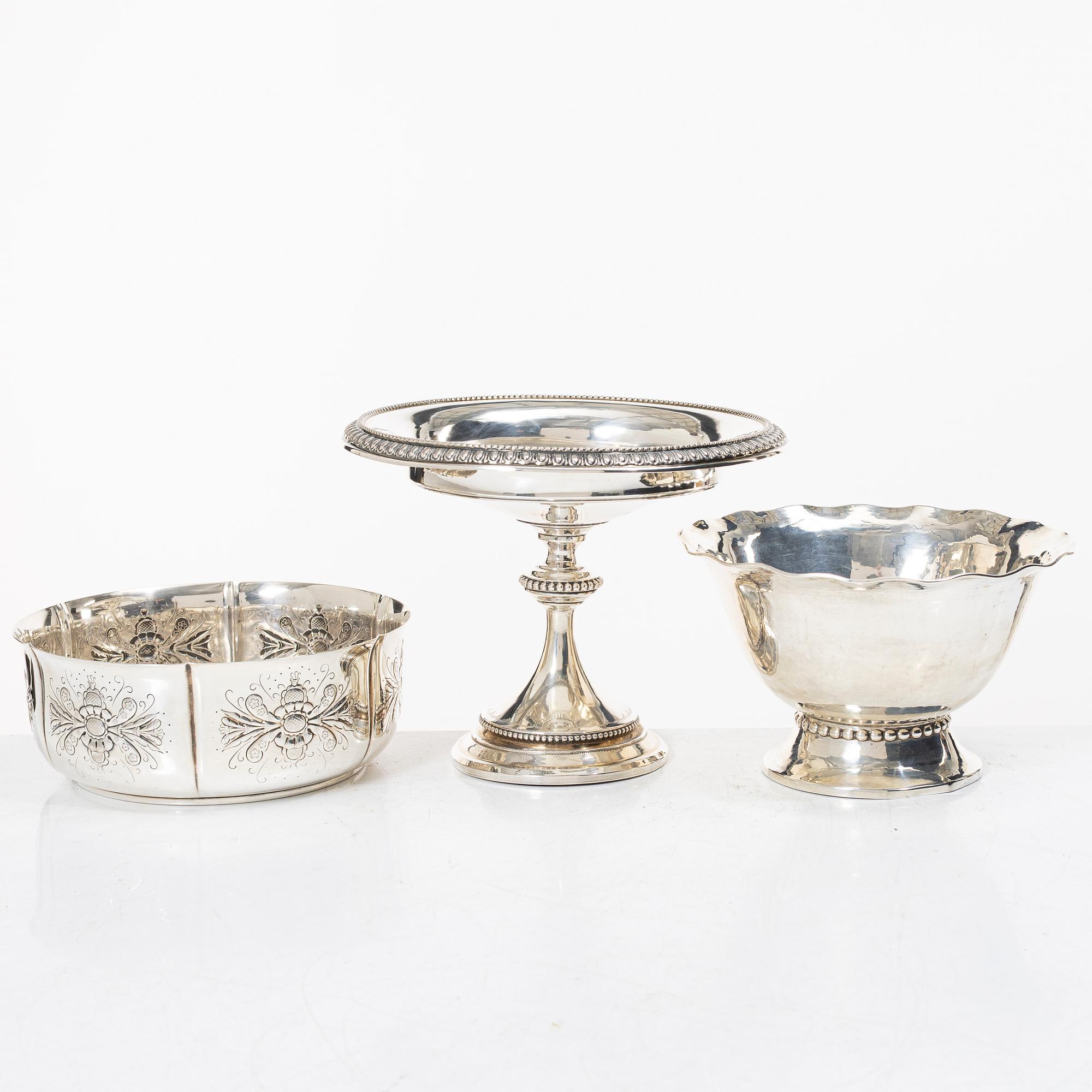 Three silver bowls , including GAB, 20th century.