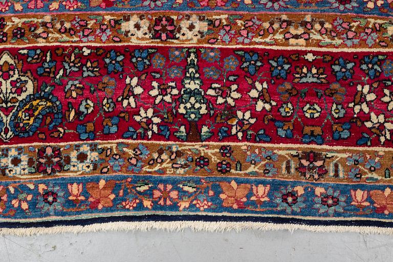 Matto, semi-antique Kerman, ca 457,5 x 317 cm.