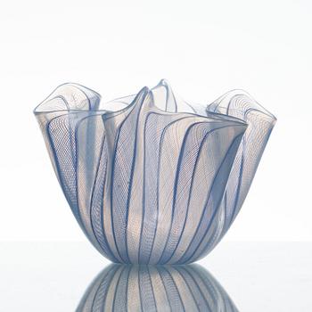 NÄSDUKSSKÅL, glas, Venini, Murano, Italien, 1900-talets andra hälft.