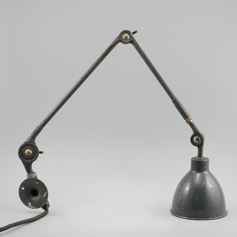 INDUSTRILAMPA, 1900-tal.