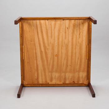 Jussi Peippo, A 1960s "Senator 3433" table for Asko.