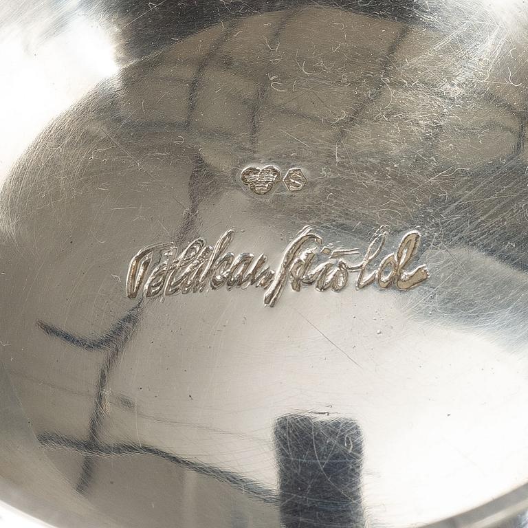 A Swedish 20th century silver bowl, signed Valdemar Sköld.
