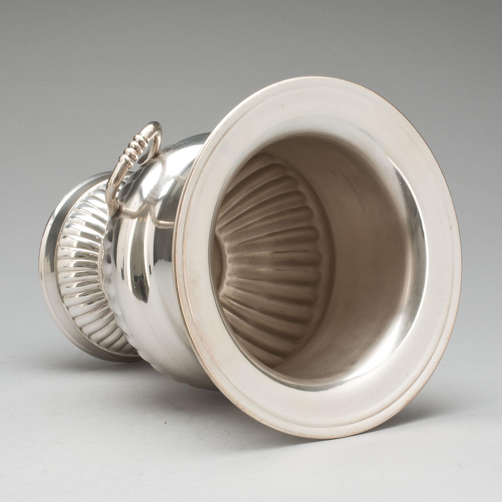 VINKYLARE, nysilver, 1900-talets mitt.