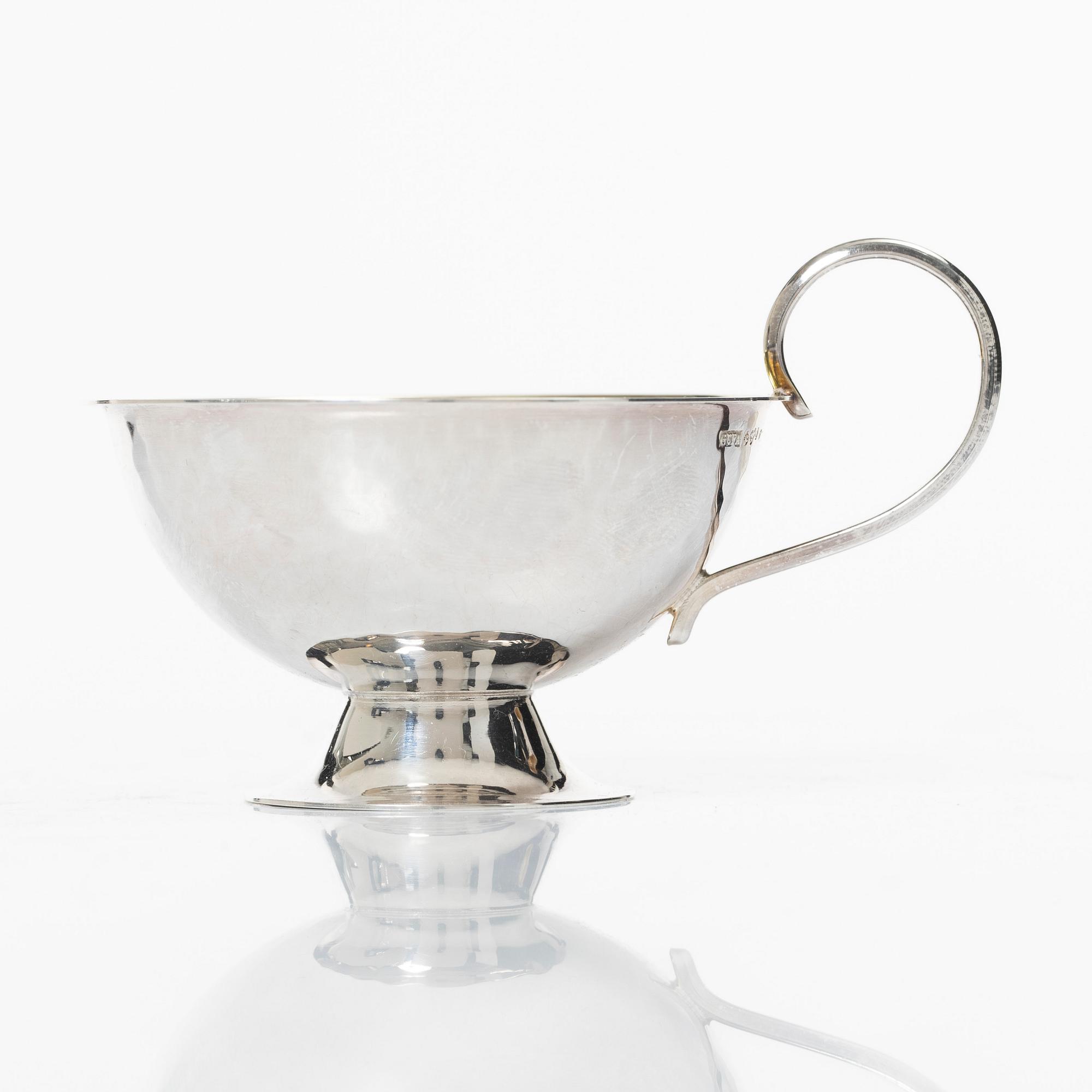 A set of six silver punsch mugs, Gundefeldt & Falk Silverware, 1961.