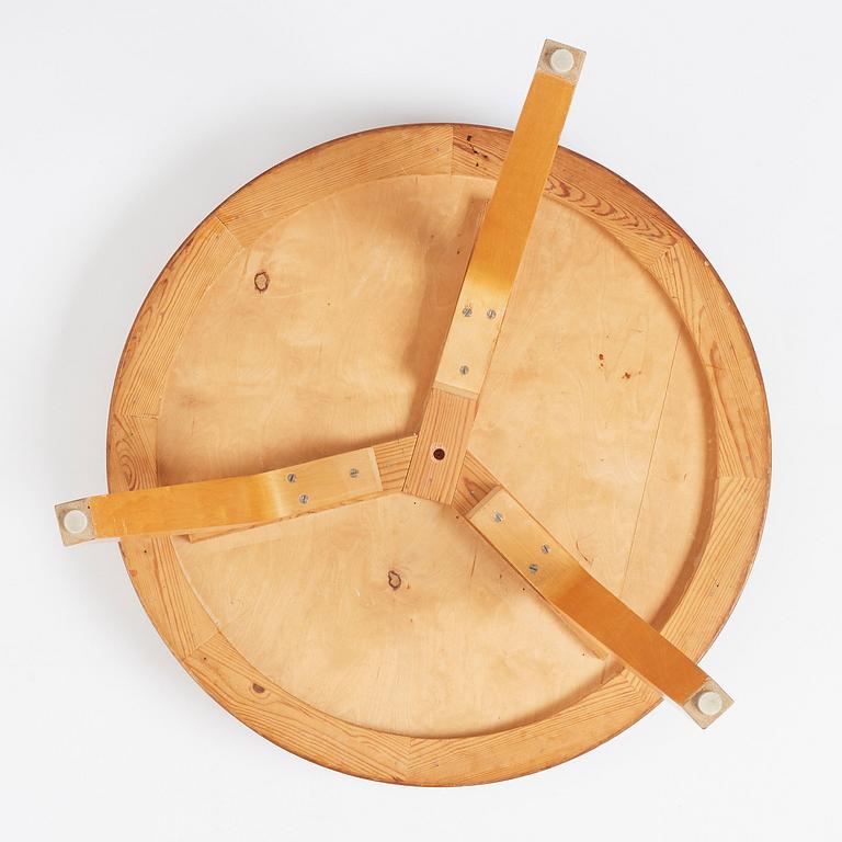 Alvar Aalto, a table, for Swedish Artek, Aalto Design Hedemora, Sweden 1946-56.