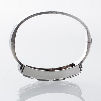 ARMRING, Wiwen Nilsson, Lund, 1947. Sterlingsilver med bergkristaller.