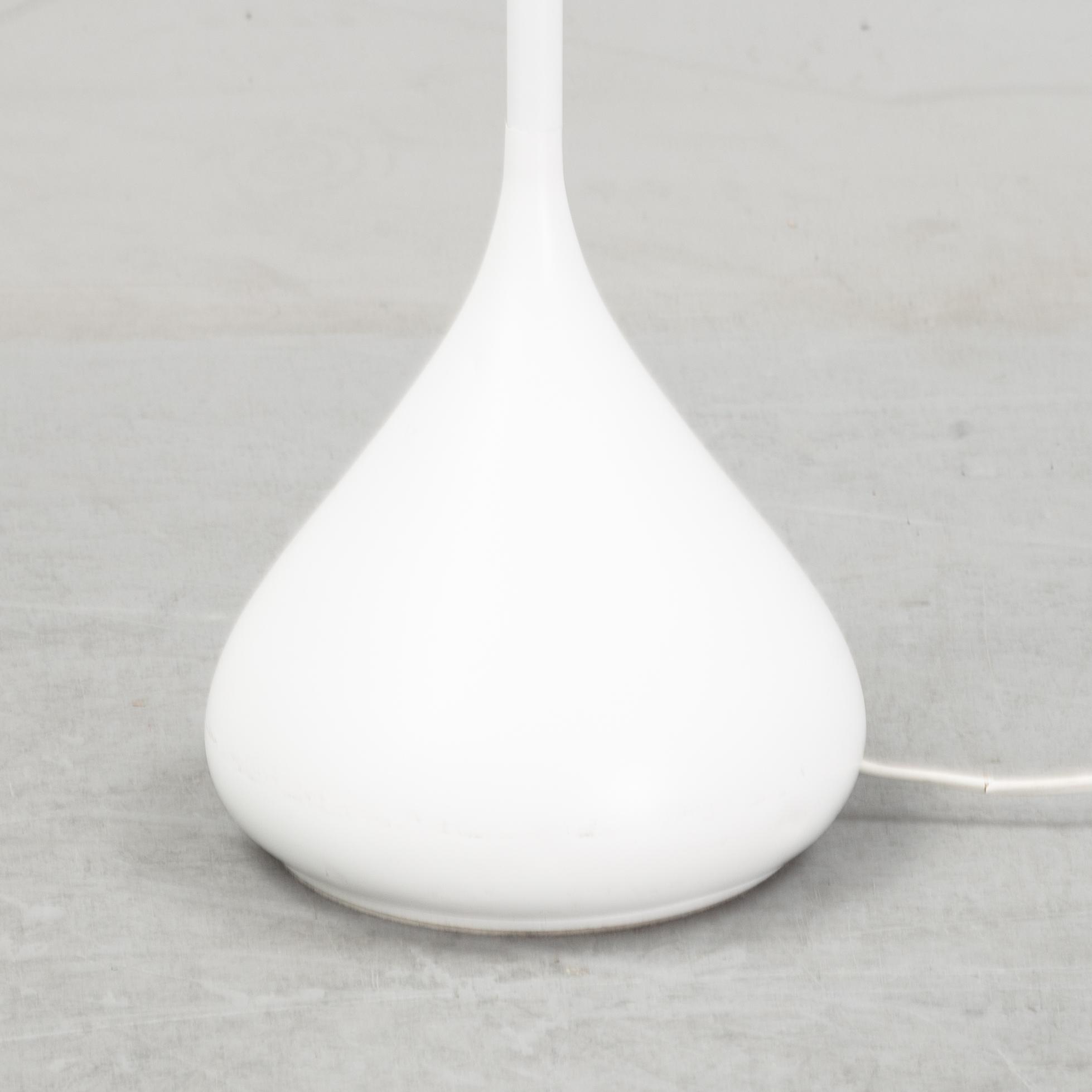 Toyo Ito, golvlampa, "Mayuhana", Yamagima, Japan, 2000-tal.