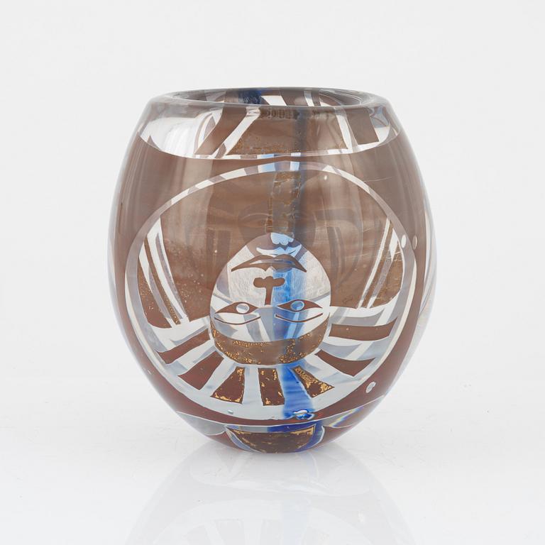 Hanne Dreutler & Arthur Zirnsack, vase, a so called gold graal, signed and dated 1989.