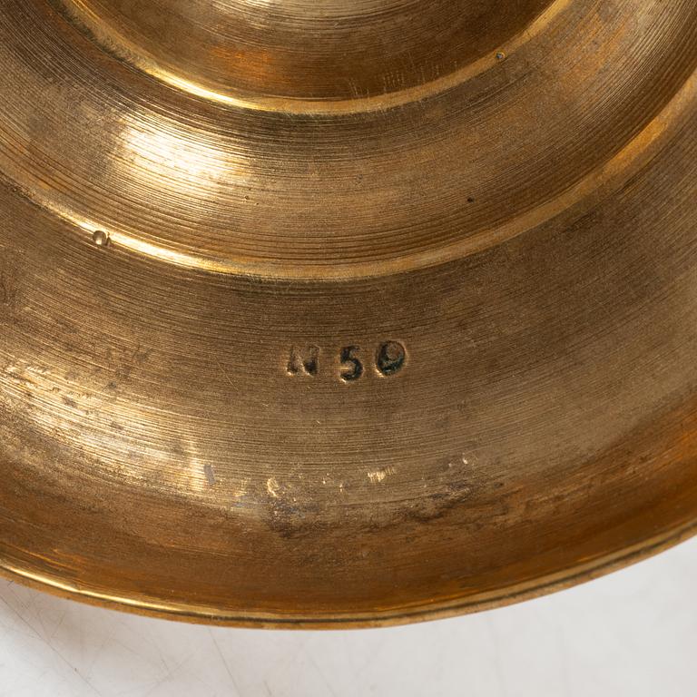 Ljusstakar, 2 par, sent 1800-tal/1900-tal samt 1900-tal.