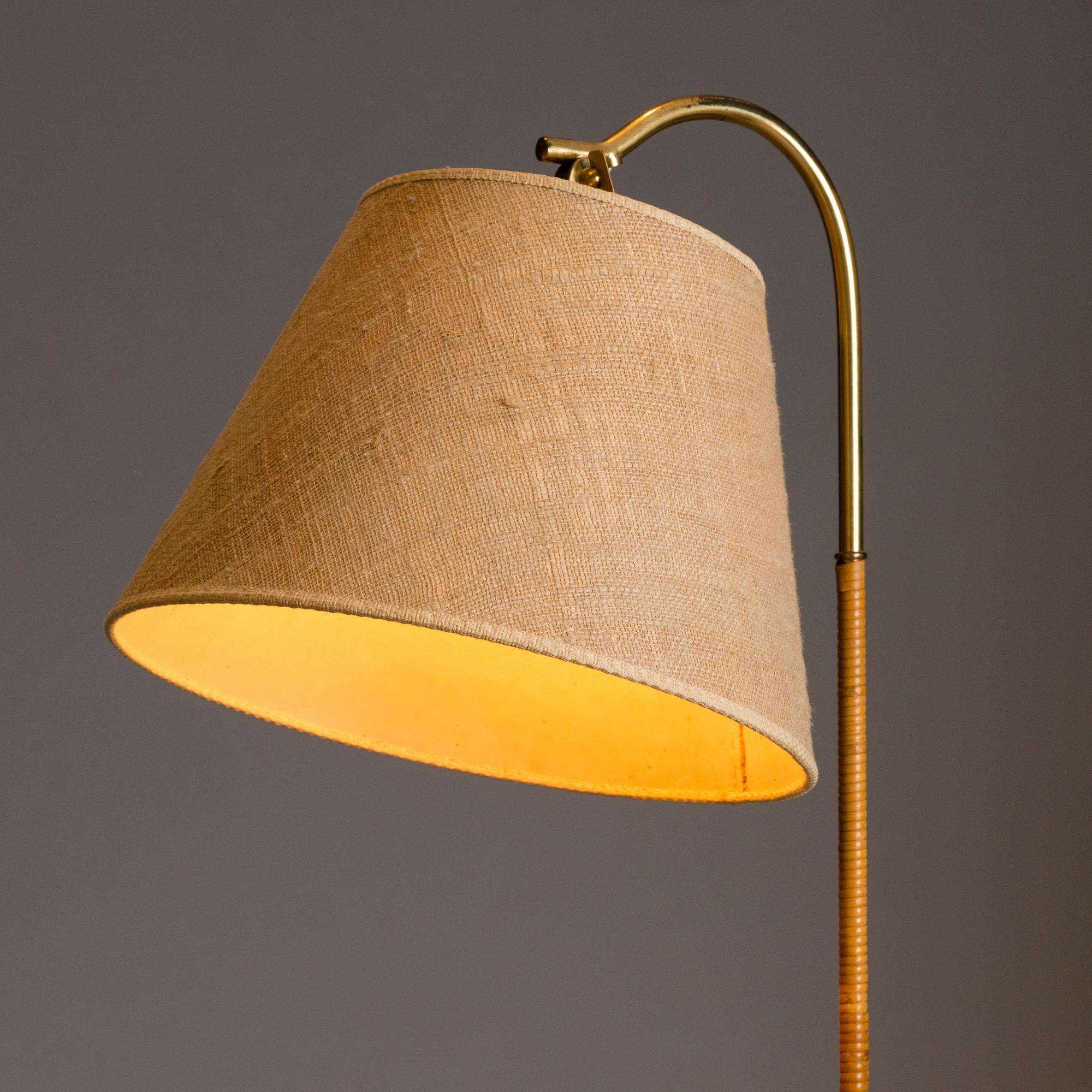 Paavo Tynell, A mid 20th century '9609' for Taito, Finland.