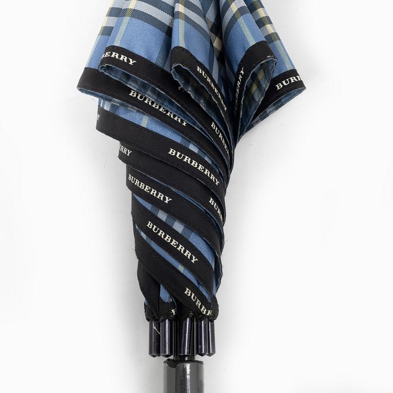 Burberry, umbrella.
