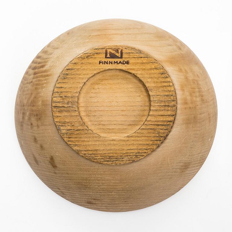 Artek design, a mid-20th-century '401' bowl/chopping bowl for Normark Finnmade, retailer  Artek.