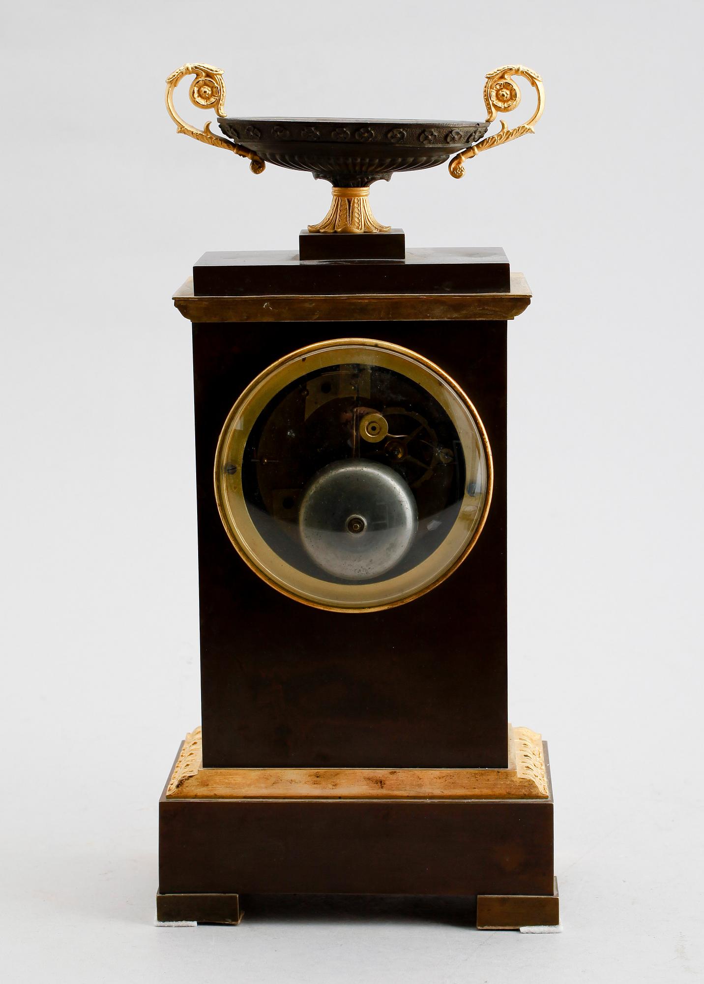 BORDSPENDYL, senempire, 1800-talets mitt.