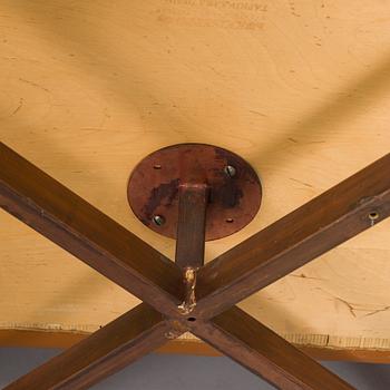 Ilmari Tapiovaara, sohva / nojatuoleja 3 kpl, valmistaja Lukkiseppo, 1900-luvun puoliväli.