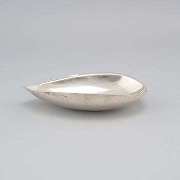 TAPIO WIRKKALA, skål, silver, "Lieve", stämplad TW, Hopeakeskus, Tavastehus, 1955.