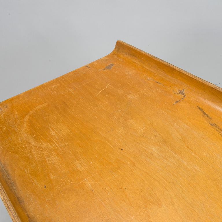 Alvar Aalto,  Pöytä, '75', O.Y. Huonekalu-ja Rakennustyötehdas A.B. 1930-luvun alku.