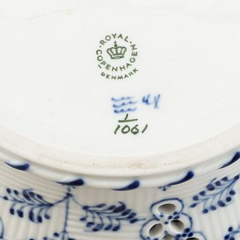 Royal Copenhagen, a pair of '1061' 'Musselmalet Full Lace' porcelain bowls, Denmark.