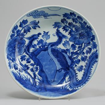 SKÅLFAT, porslin. Kina, sannolikt Kangxi 1662-1722.