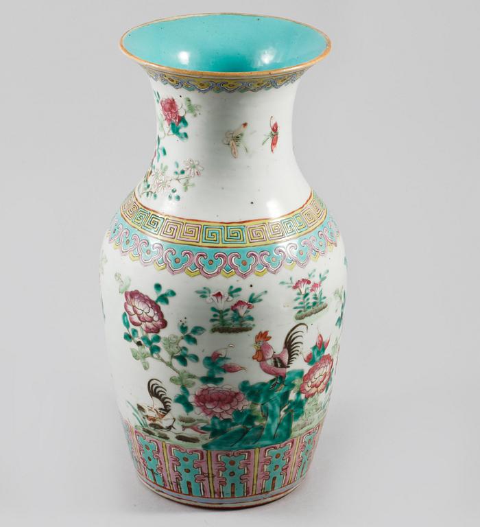 VAS, porslin, Kina, 1800-/1900-tal.