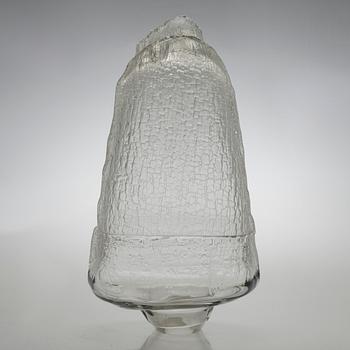 Timo Sarpaneva, a 'Shadows' sculpture from Finlandia series, signed Timo Sarpaneva, Iittala.