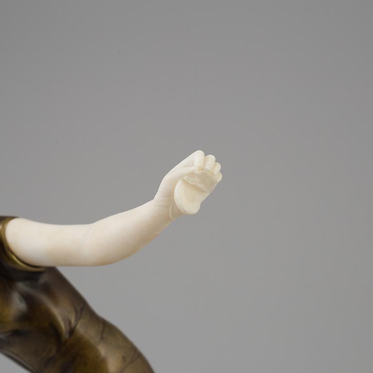 Unknown artist, a 20th century sculpture "Dancer with castanets", patinated bronze on marble bace, signed Blancz.