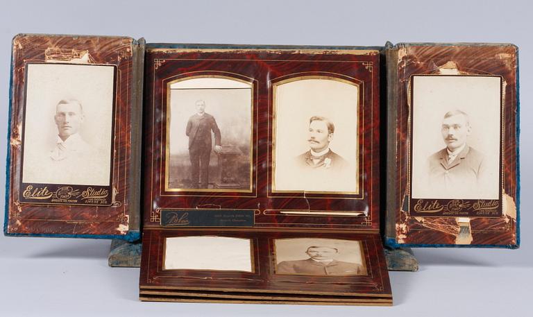 FOTOALBUM. 1800-talets slut.