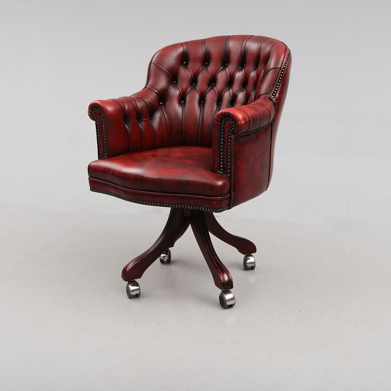 SKRIVBORDSSTOL, 1900-talets andra hälft.