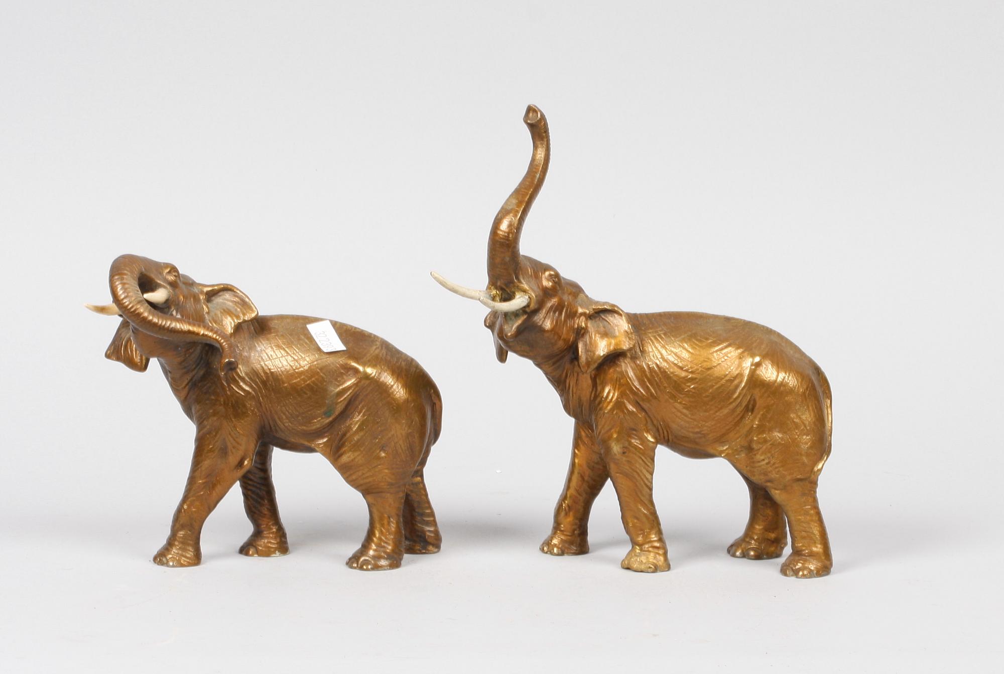 FIGURINER, 2 st, mässing, 1900-tal.