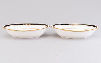 A Japanese 84-pcs Noritake porcelain coffee set and dinnerware from the end of the 20th Century.